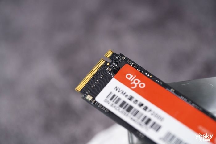 tlc|兼具品质与极致性价比 aigo P2000 NVMe SSD评测