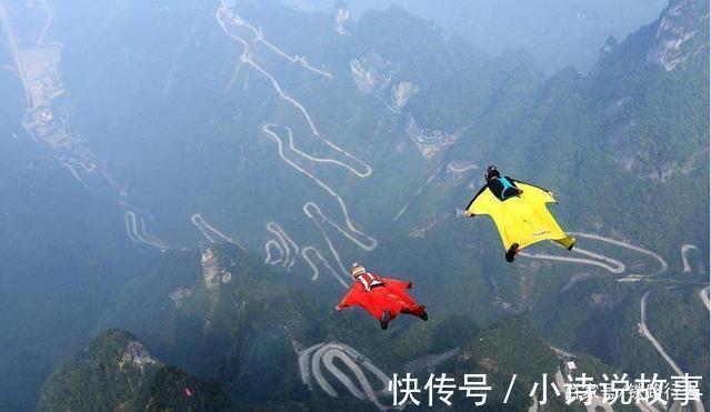 张家界坐高铁到长沙、北京、上海有点绕