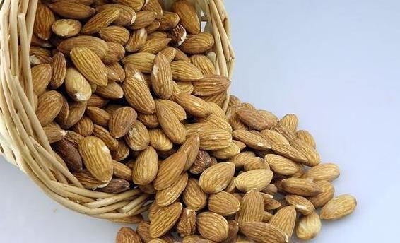 功效|桃仁不仅作为坚果好吃，其养生功效更是惊人