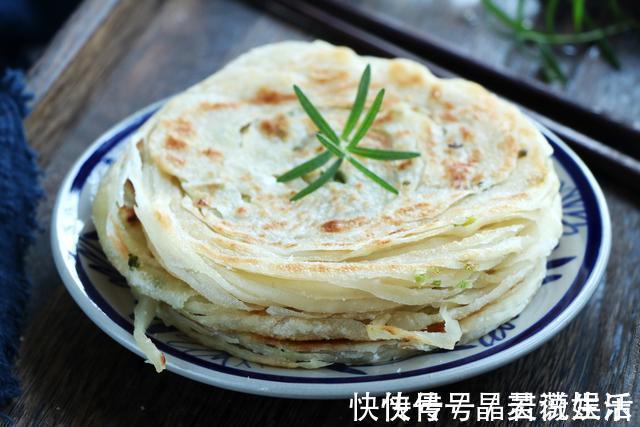 做法|面粉就爱这么吃,不揉面不发面,做法特简单,每周必吃2次才解馋