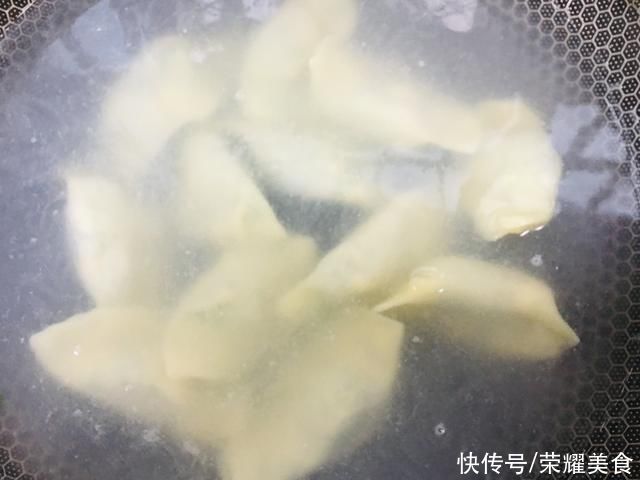 蔬菜|大热天，用这蔬菜包饺子吃吧，好吃开胃营养高，舒坦地度过夏天