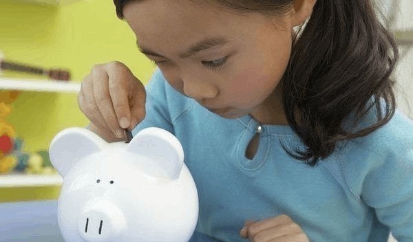 区别|从小有“零花钱”的孩子和没的孩子,长大后区别太大,父母要知道