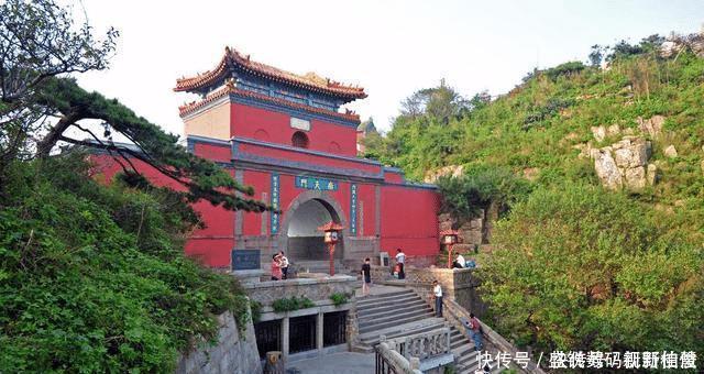 中年|“三山五岳”中国8大名山,我来告诉你谁最坑谁最良心!