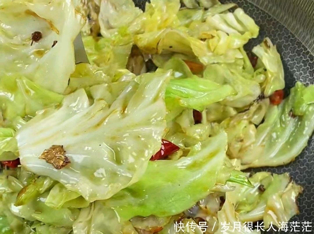 慢妈做了一桌子家常菜,老公说,这样吃,挣钱的动力更大了