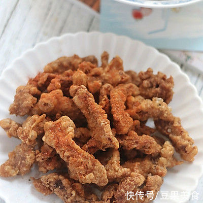 胡椒粉|牛肉小酥肉一天不吃就馋，几块钱一斤，特美味