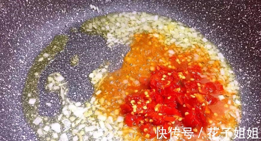 剁椒|豆腐丸子这么做才好吃!教你绝对好吃的豆腐丸子做法,简单又好吃!