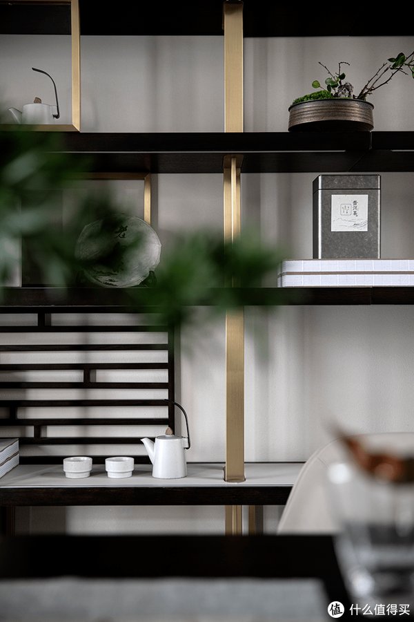 现代人|当现代风，遇见中式风，230㎡中式合院，白墙黛瓦下的诗意生活