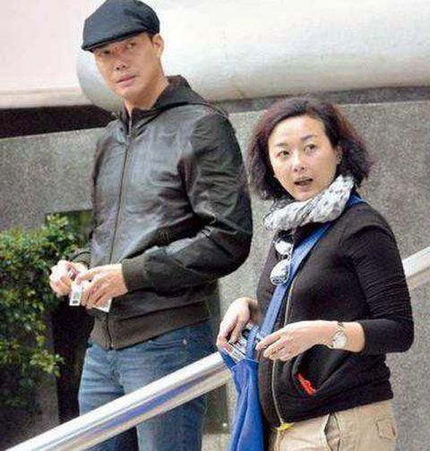 应采儿|《披荆哥哥》首播，嫂子们组团秀恩爱，太太团12位成员颜值差异大