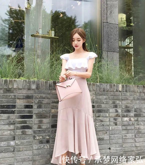 孙允珠|美图欣赏:孙允珠,幽雅白蕊小公主休闲花边上衣