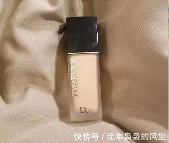阿玛尼 底妆脱妆整个妆面犹如车祸，尴尬！这些持久粉底液你还不知道？