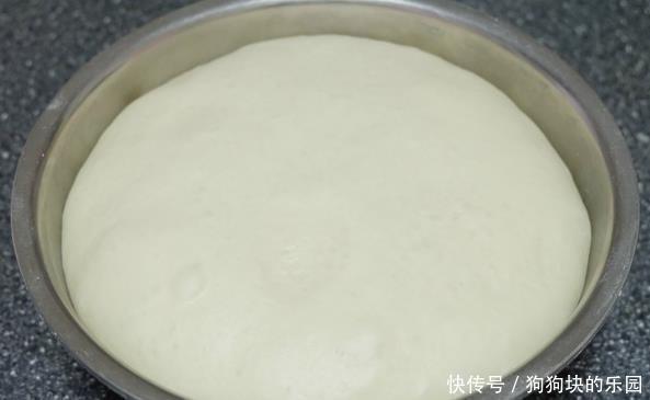 蒸锅|冬天蒸馒头面难发?掌握两个窍门,30分钟发好,馒头柔软香甜