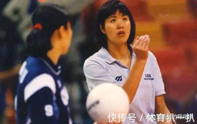 朱婷|女排队长5年是上限,魏秋月年龄最小,李盈莹机会来了