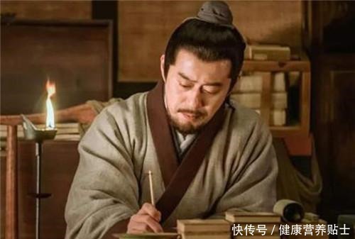 灾民买不起米,范仲淹却宣布继续涨价,灾民范大人做得好!