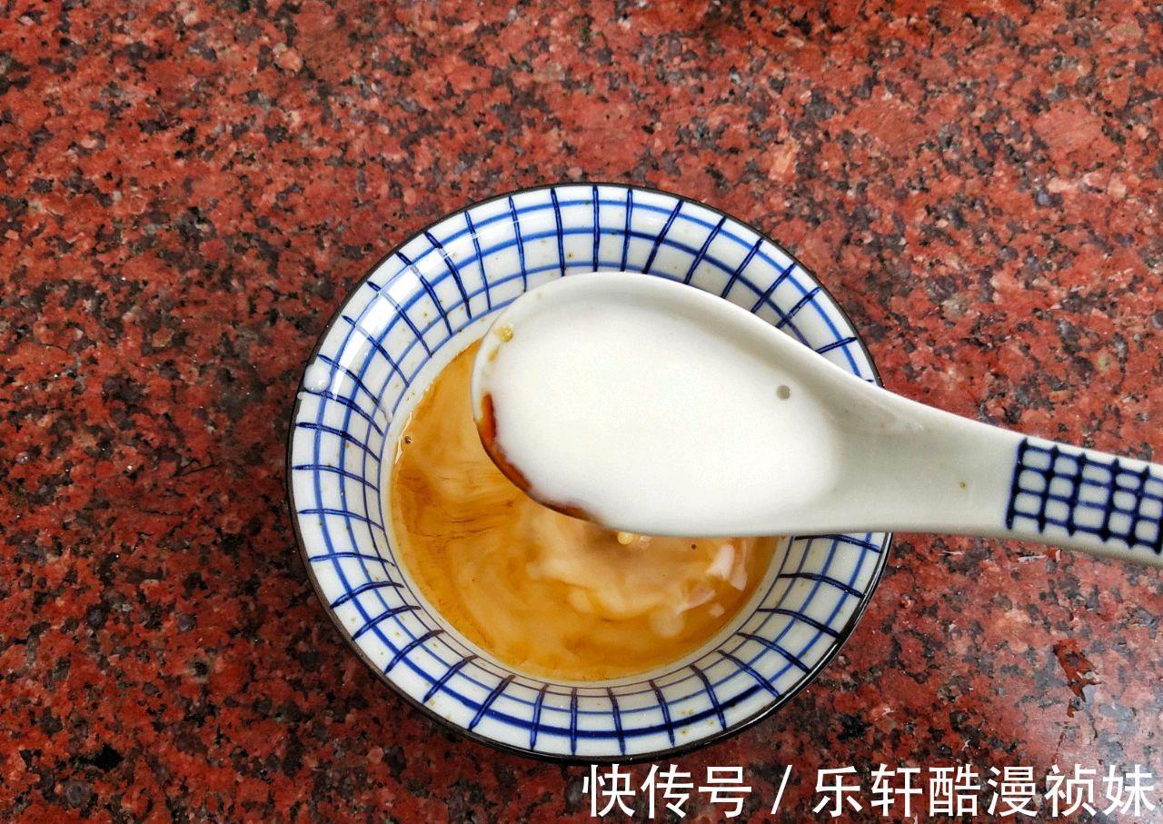 秋天，这菜这么做鲜美极了，不放肉也香