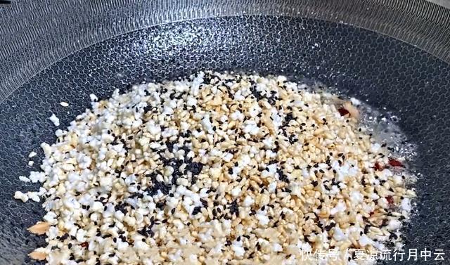 水分控干|立冬后,吃饼干面包不如吃它,香甜酥脆,一周做2回,太好吃了