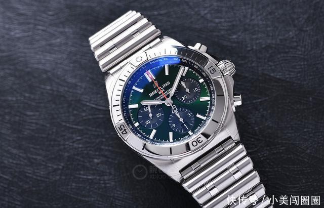 演绎多样型格 品鉴百年灵机械计时系列宾利绿腕表