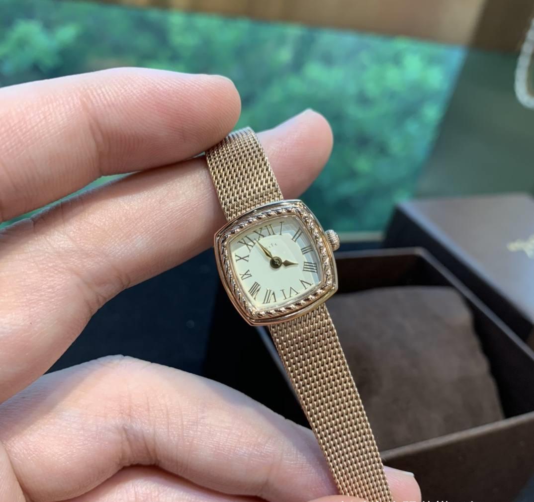 小姐姐|看完这3款“小众”方形手表,你可能就不会再买圆形表了