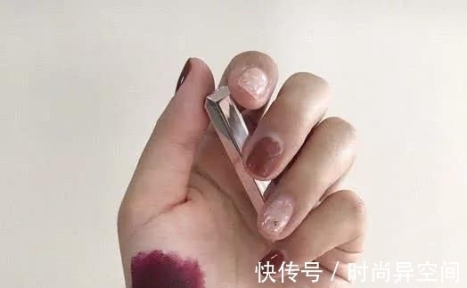 口红 这些“超廉价”的口红,撑起你一年的气场,妈妈再也不用担心吃土