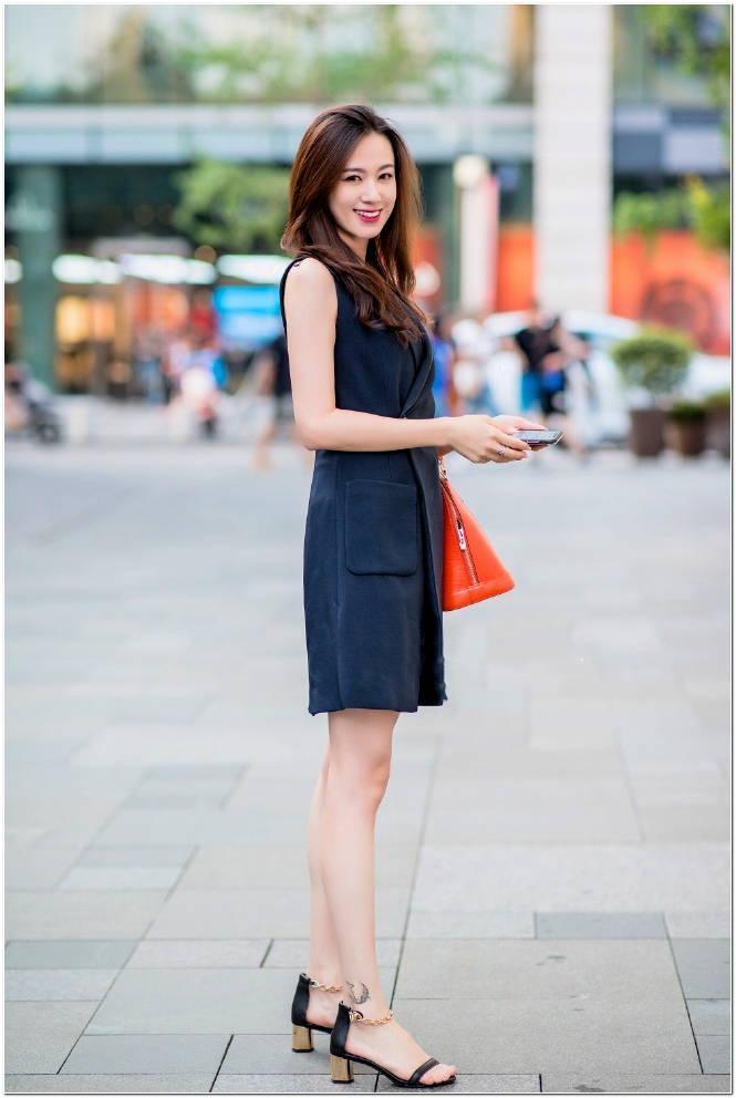 紧身裙|魅力独特的小姐姐, 潮流紧身裙, 身材非常有型!