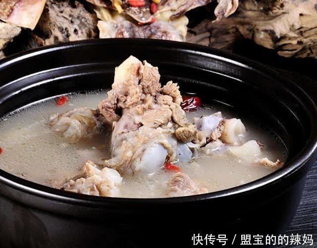 运动|怀孕中期最关键，这个时候不能“放松警惕”，这些事再难也要忍住