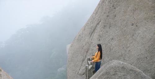 山峰|江淮地区最高山峰，天柱山因其而得名，形状却让人捉摸不透