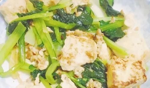 红烧肉|隔夜的水、肉和菜，到底能不能吃？对身体有无危害？