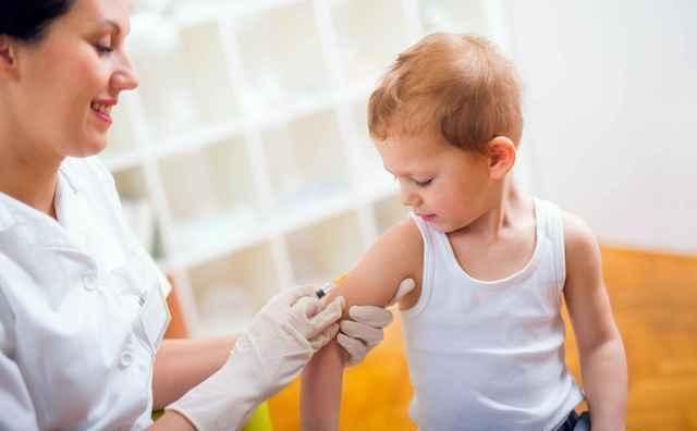 宝宝|宝宝咳嗽时千万别给他吃这个,不但无效,还越咳越厉害!