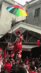 |搞笑GIF:这就是你经常和我提起的未过门的儿媳妇?