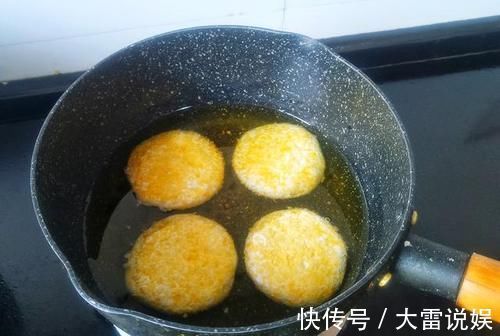 拉丝豆沙糕|拉丝豆沙糕,不用烤箱就能做的拉丝豆沙糕,外酥里软,糯米粉最好吃的做法就属它了