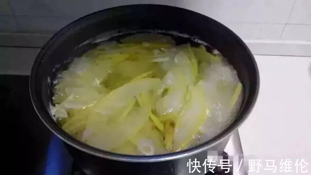 厨房难清理？学会这招，从此告别脏兮兮！