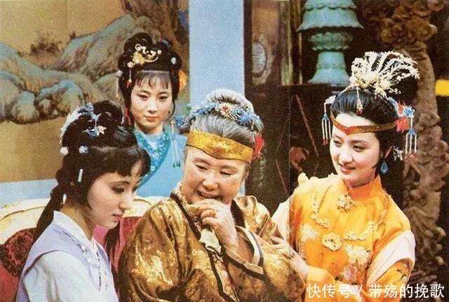 周瑞家|贫穷限制了刘姥姥的想象力, 进贾府说了句话, 贾母笑王熙凤惊!