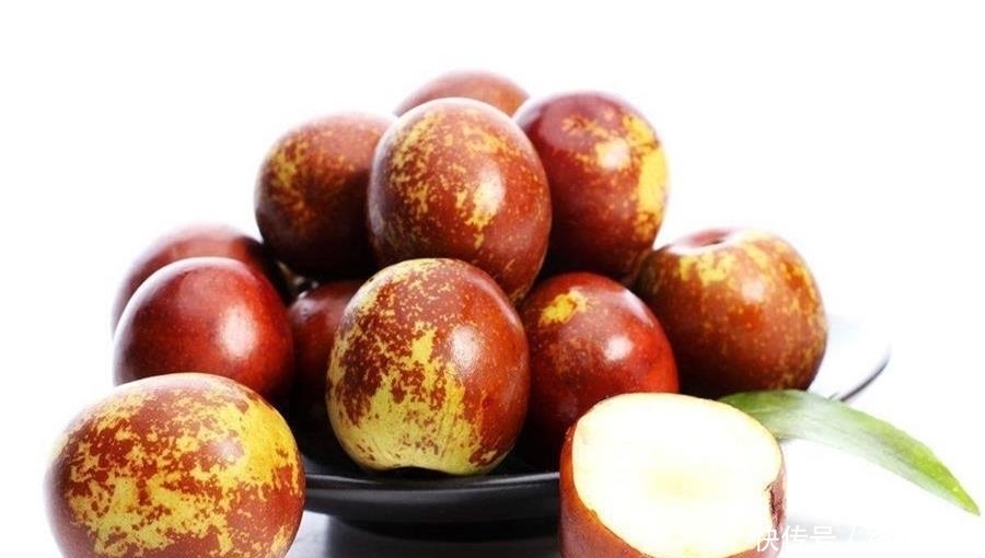 给女人们提个醒:4种常见水果尽量别贪吃,以免加速皮肤衰老