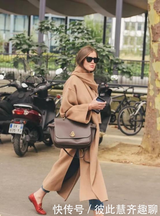 好看|港真,围巾选得好,好看减龄又显气质