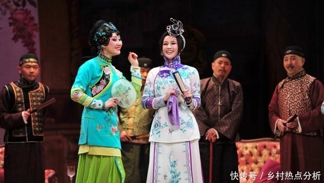 书寓|刘晓庆主演话剧《风华绝代》在滨上演 再现“赛金花”传奇故事