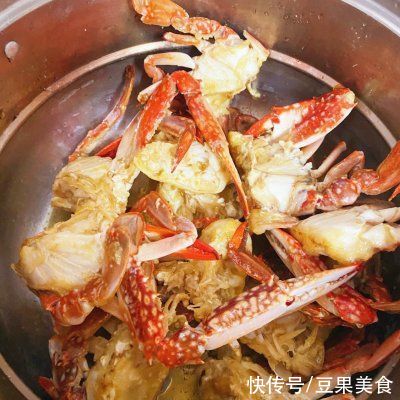 配菜|辣炒梭子蟹这样做最好吃，你之前做对了吗？