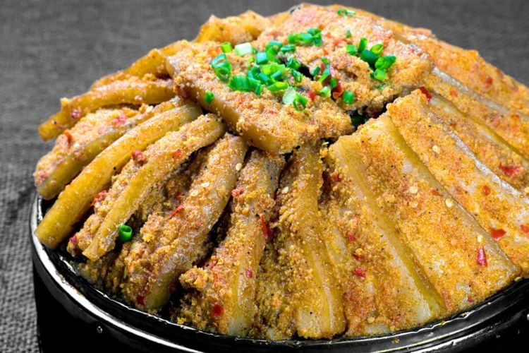 粉蒸肉，不要直接上锅，牢记2个诀窍，五花肉香嫩入味，酥烂不腻