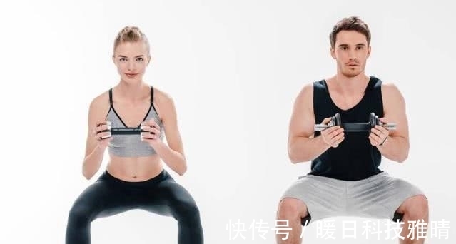 膝盖|进行深蹲训练,总是重心不稳,了解调整方法,提高训练稳定性