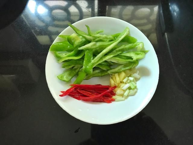 天凉了,这海鲜多给孩子吃,钙是牛肉6倍,营养易吸收,贵也别省