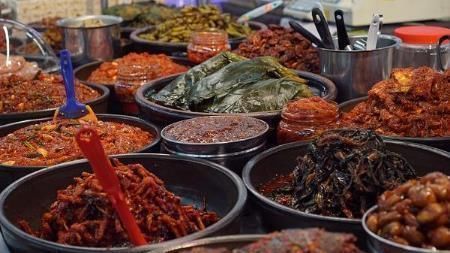 医生|23岁小伙子患癌症,医生经常吃此物,对身体危害很大