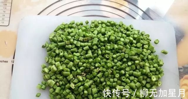 健康|教你一招自制健康酸豆角，简单方便，一学就会，2天就能吃！