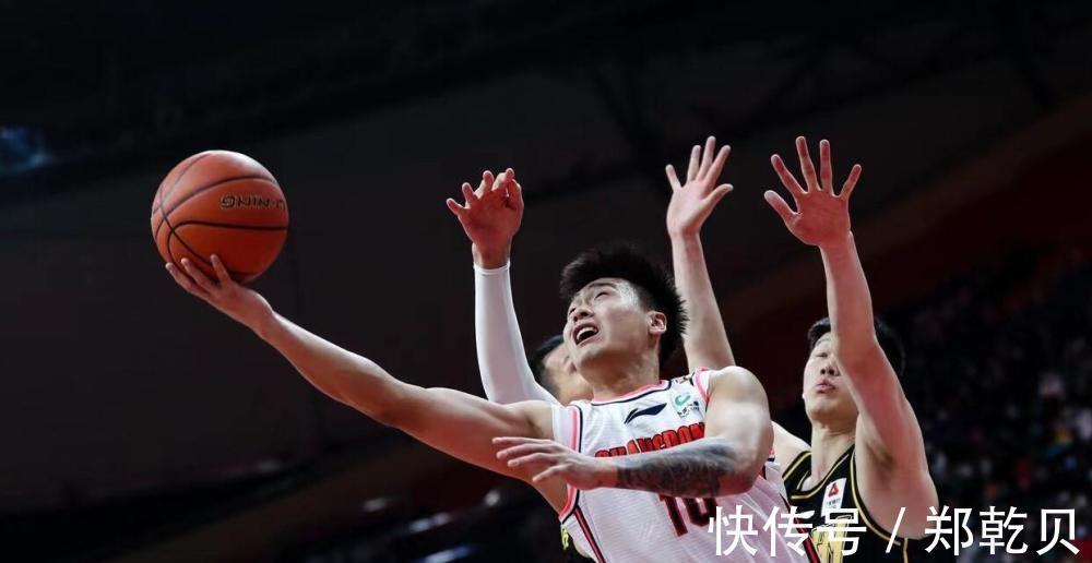 邓肯|10中8轰21+19!国手隔离就他不受影响 CBA国产邓肯就是他?