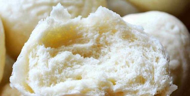 学会|蒸馒头时,为啥总有几个馒头会“塌陷”?学会这4点,香软又蓬松