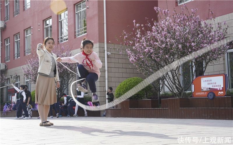 “爸爸妈妈，放学后不用急着来接我！”来看看小学课后看护服务的“黄浦模式”