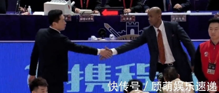 马布里|马布里踢人,李春江:你们干他出事算我的,随后周鹏一个飞踹