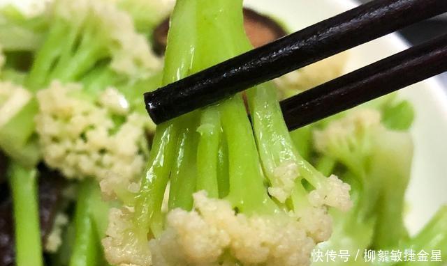 用肉|蔬菜炒花椰菜用这种材料,比用肉炒更好吃,大人小孩都爱吃