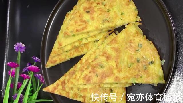 适口|香煎土豆饼的做法,外酥里嫩咸香适口,土豆丝泡不泡水都可以