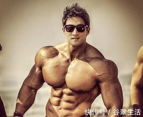 三角肌|普通人健身,这个动作还是别练了,浪费时间