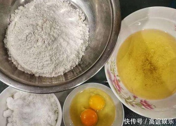  想吃油条不用买，配方和做法都告诉你，学会了告别小吃摊