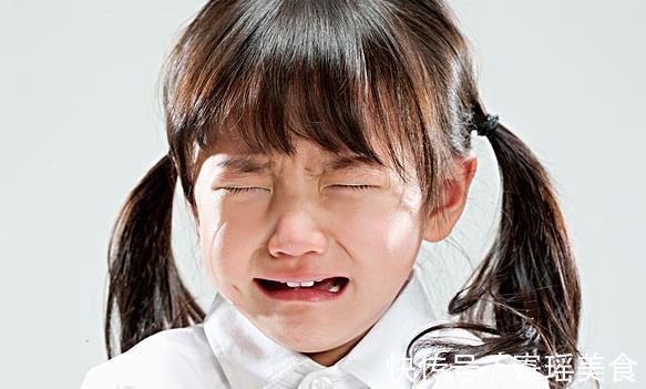 百计恋童癖|宝妈伪装成女童,钓出数以百计恋童癖,该有多少孩子身处危险中?