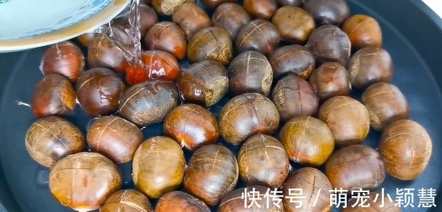 糖炒板栗|板栗新做法，不用烤箱，不用锅炒，个个笑开口，比糖炒板栗好吃